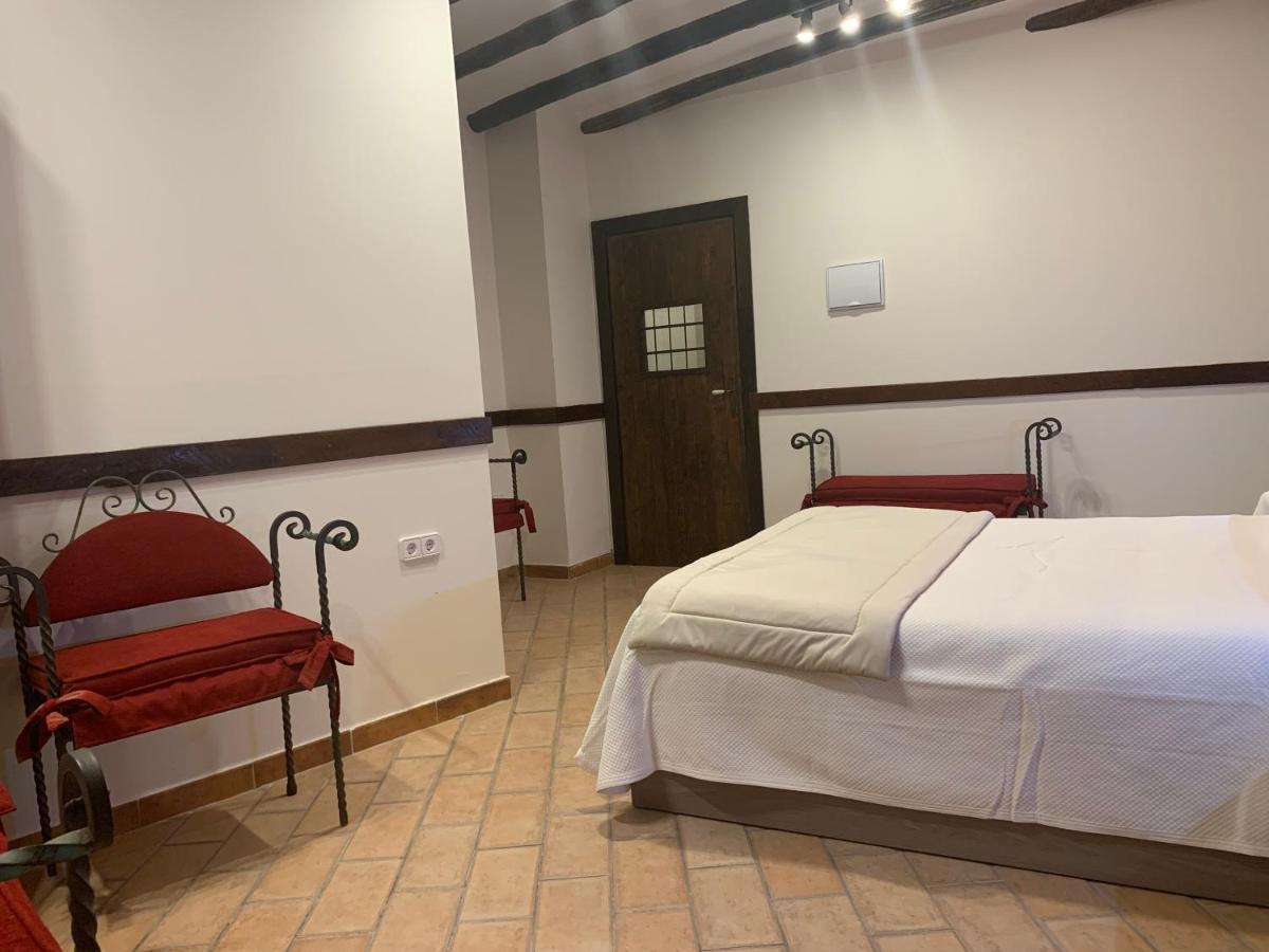 Hostal Poeta Machado Hotel Baeza Kültér fotó